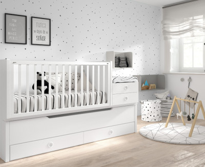 Chambre avec lit bébé convertible en chambre enfant