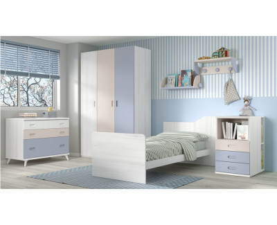 Chambre bébé avec lit convertible en lit enfant, avec commode et armoire