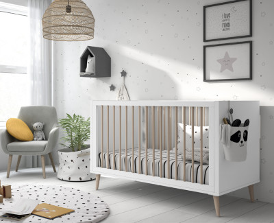 Lit bébé avec pieds en bois